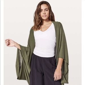 Lululemon Stillness Cocoon Wrap